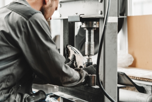 Presa hidraulica pneumatica